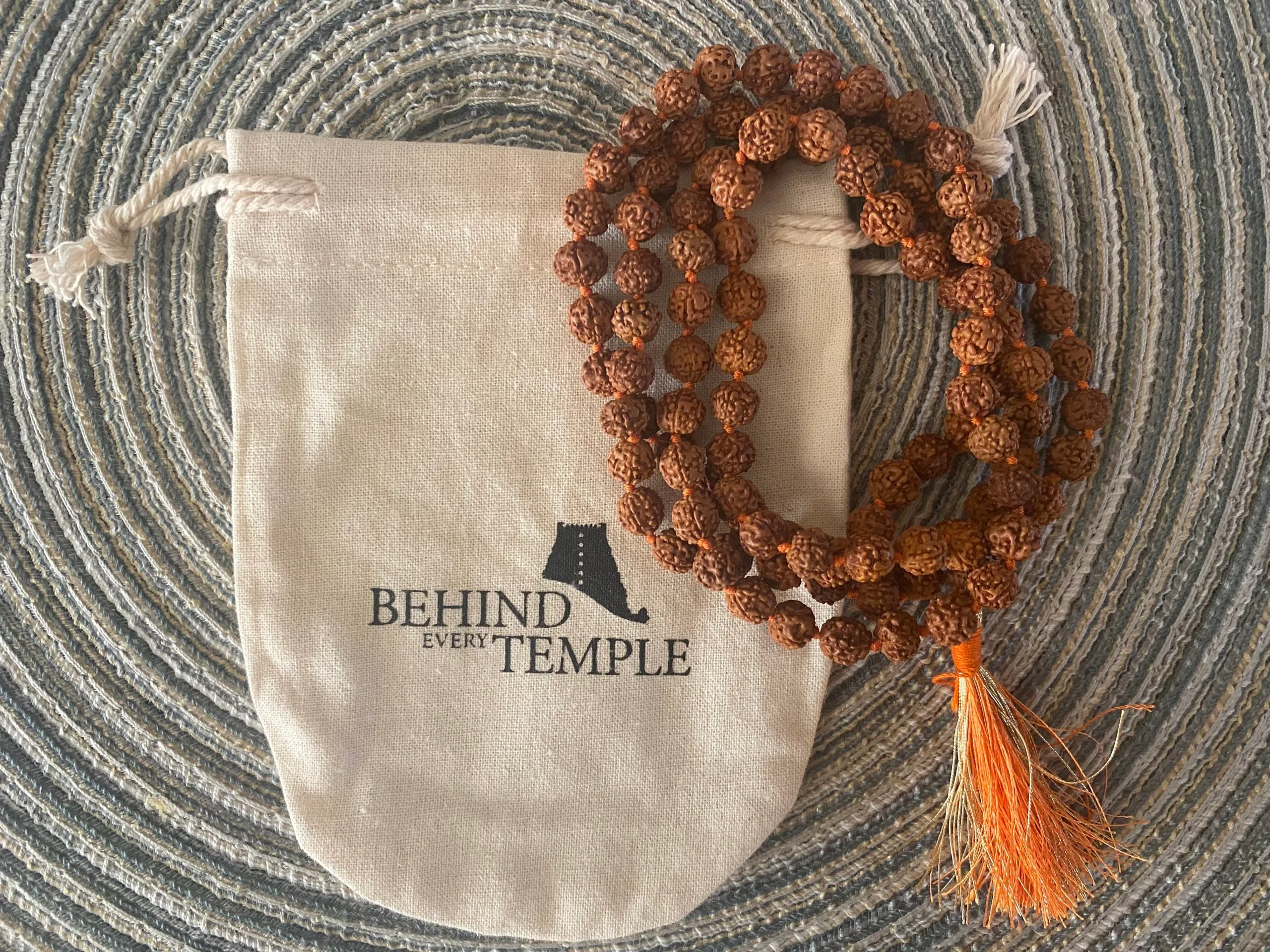 Rudraksha mala in thread - 8 mm - 108+1 - Orange with Knots